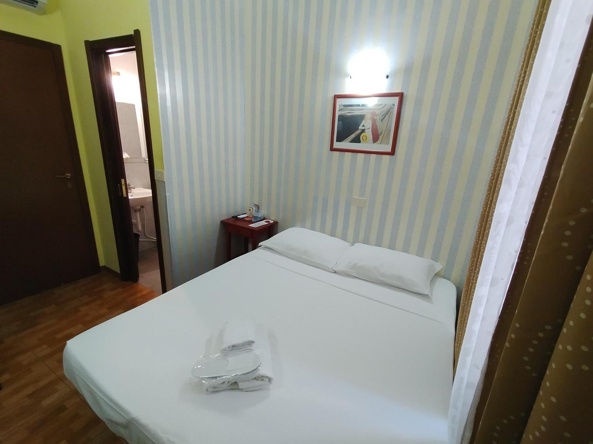 Booking Inn Settembre 95 Rom Værelse billede